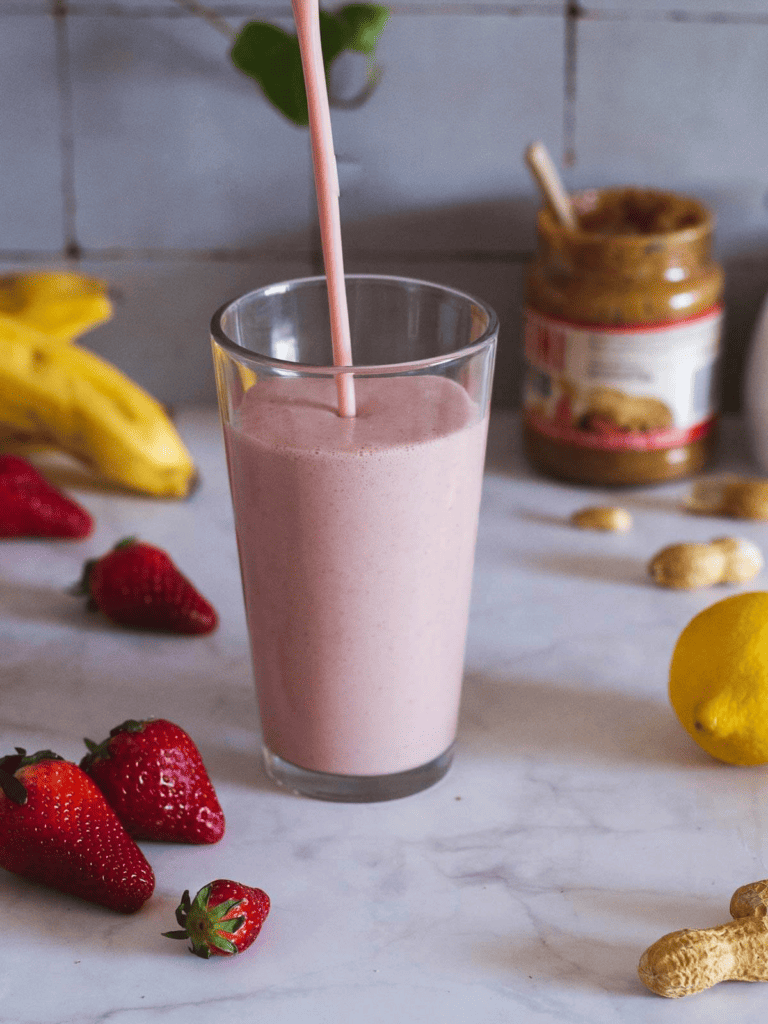 Batido de Fresa y Plátano Nómadas Gourmet