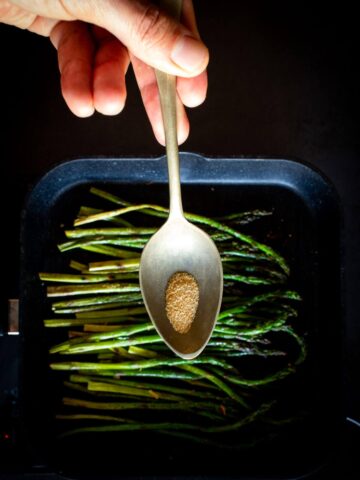 Grilled Asparagus Garlic Powder