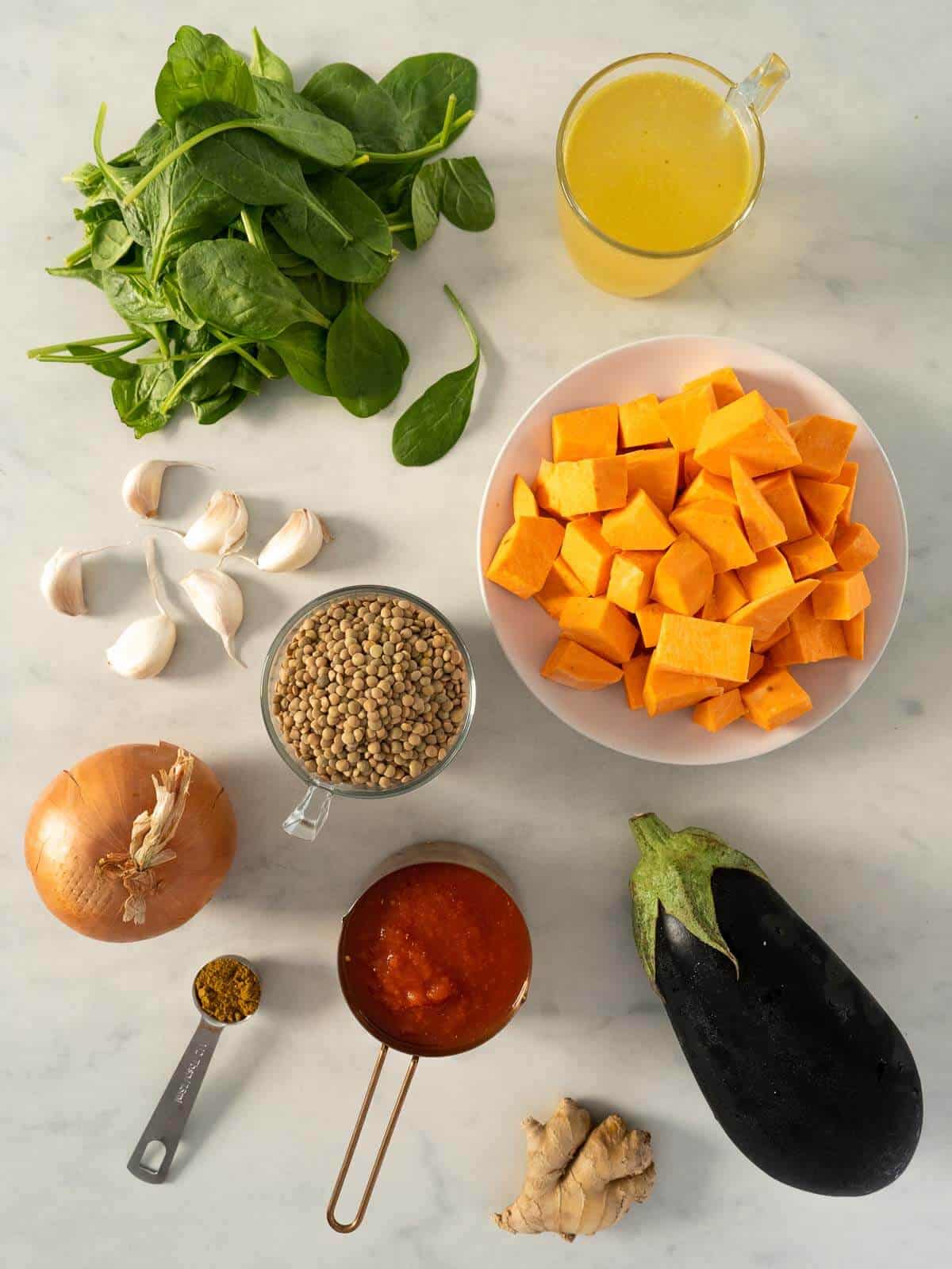 ingredientes para hacer un guiso de lentejas al curry.