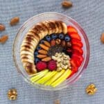 bowl de frutas para el desayuno featured.
