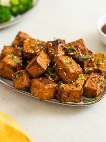 tofu marinado en salsa agridulce featured.