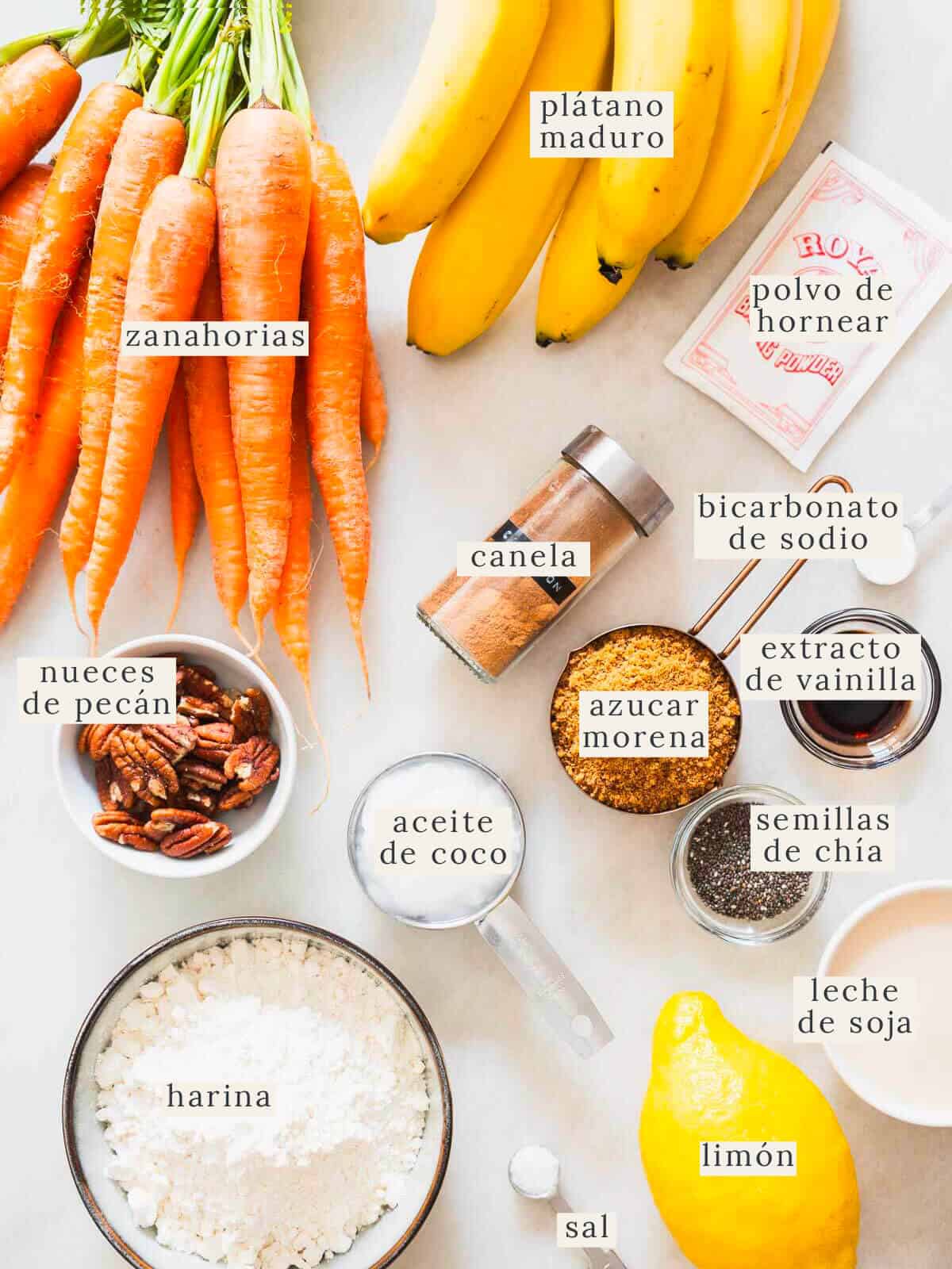 ingredientes para los muffins de zanahoria.