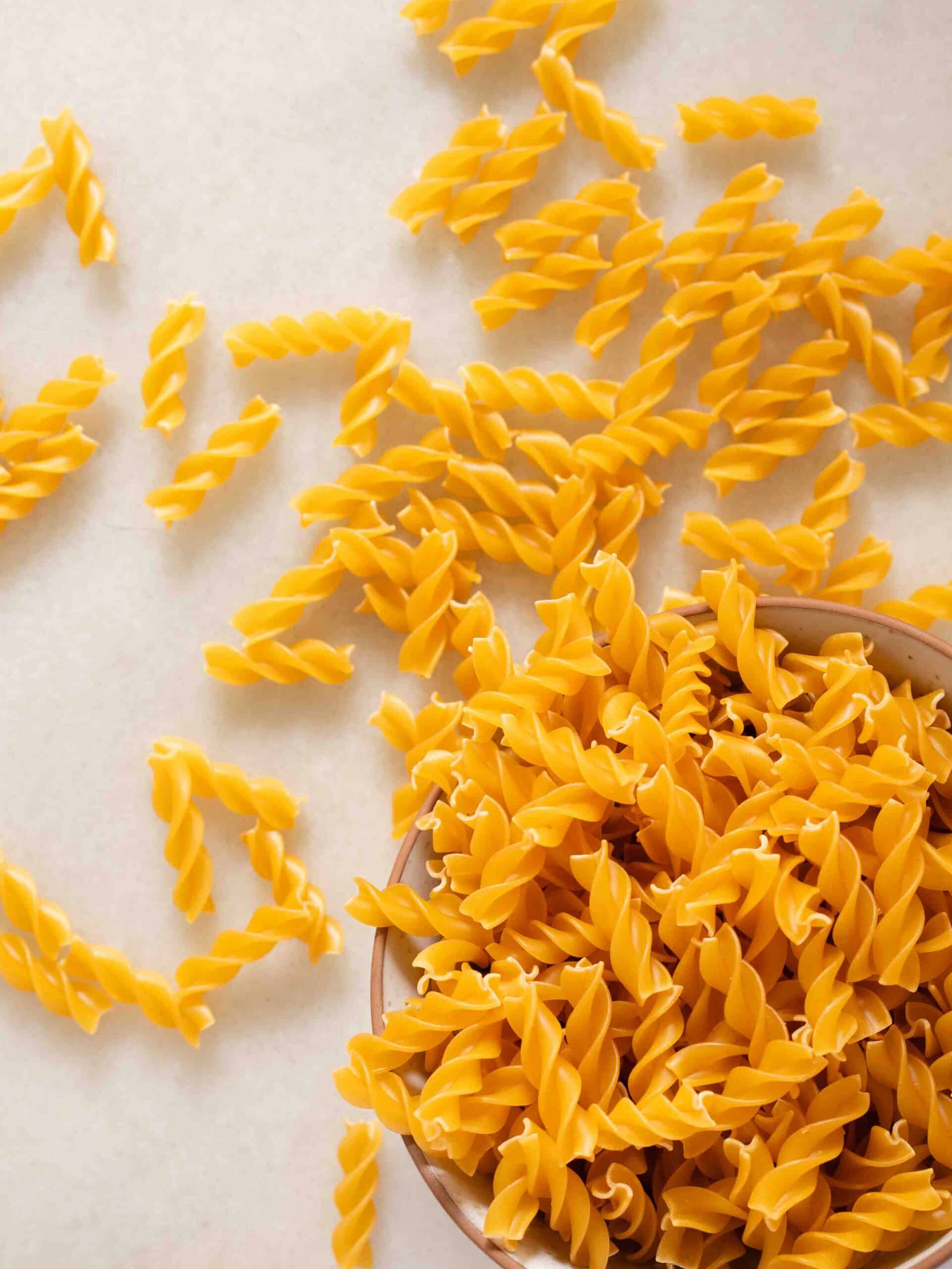 Fusilli de pasta de garbanzo.